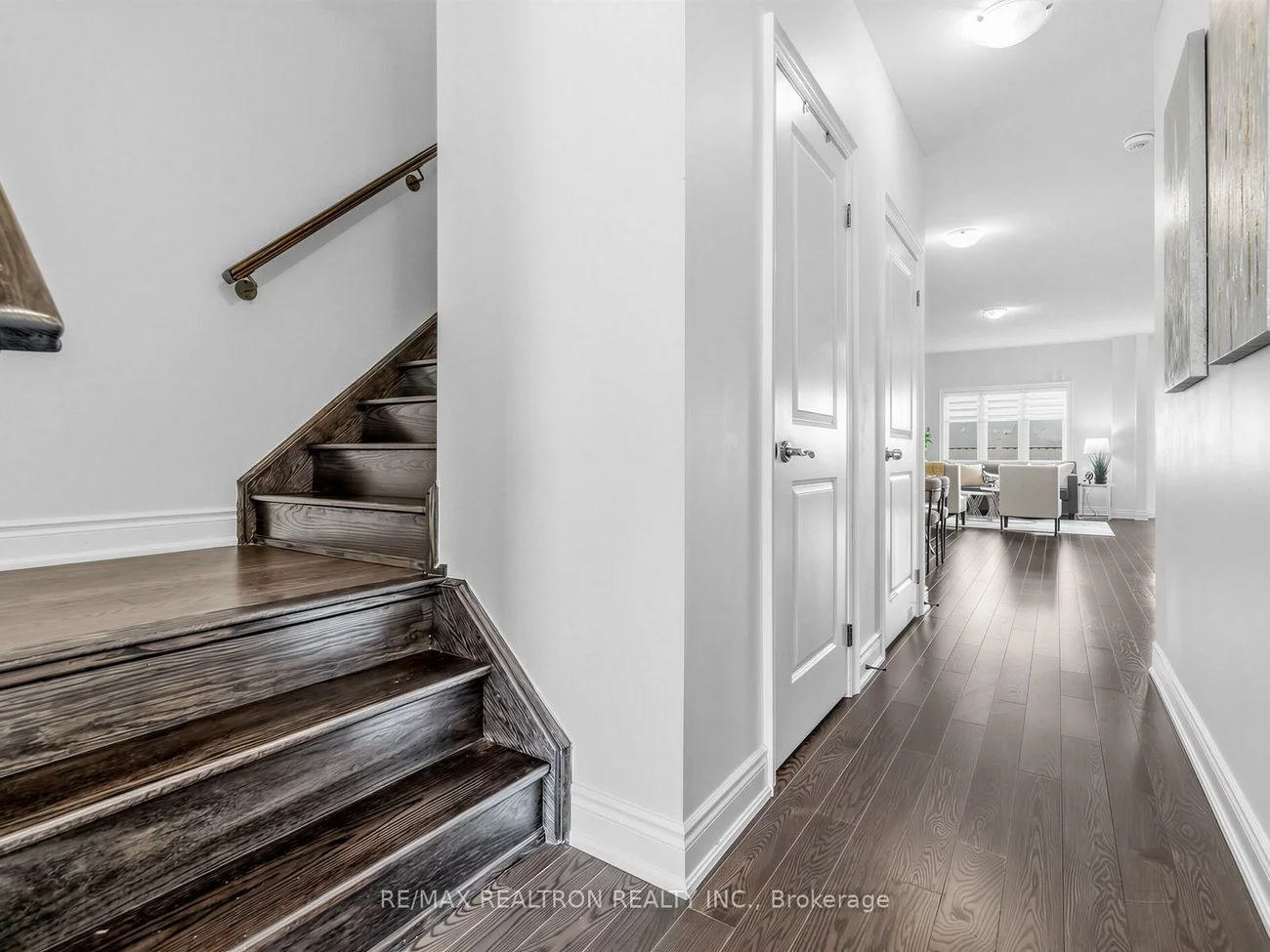 202, Sutherland, Bradford, Bradford West Gwillimbury