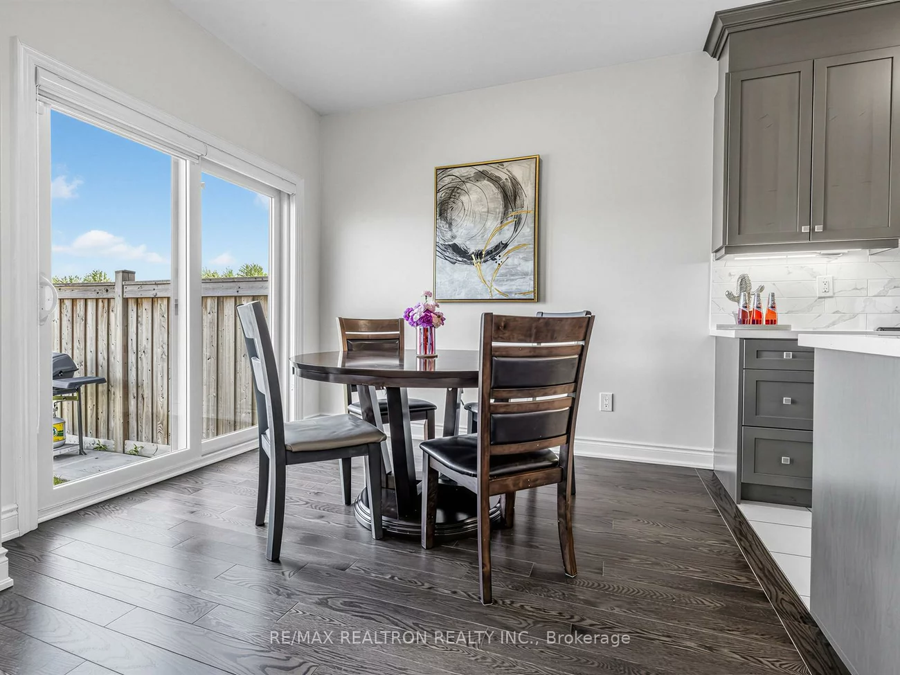 202, Sutherland, Bradford, Bradford West Gwillimbury