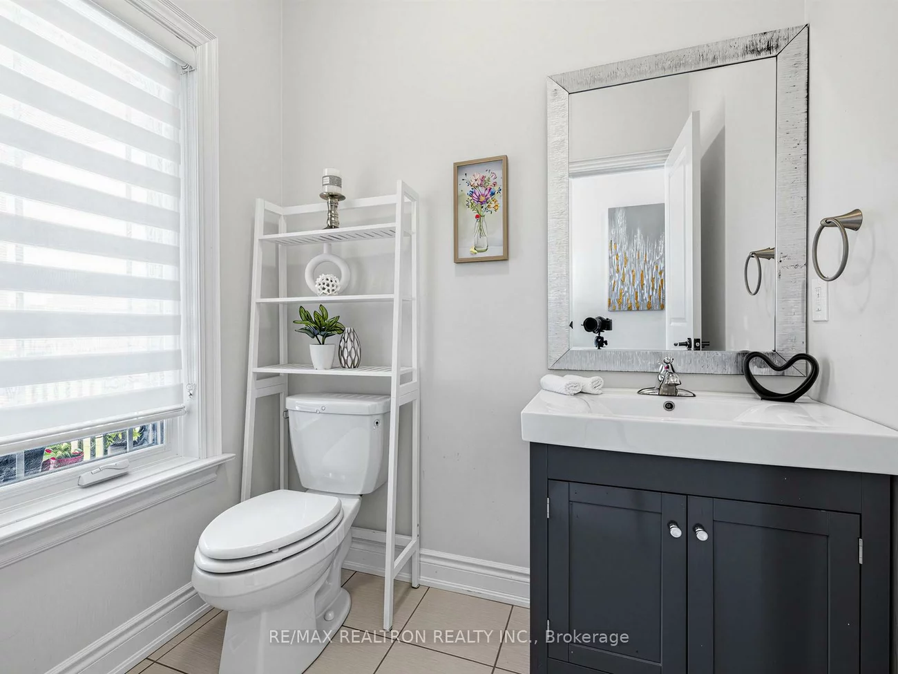 202, Sutherland, Bradford, Bradford West Gwillimbury