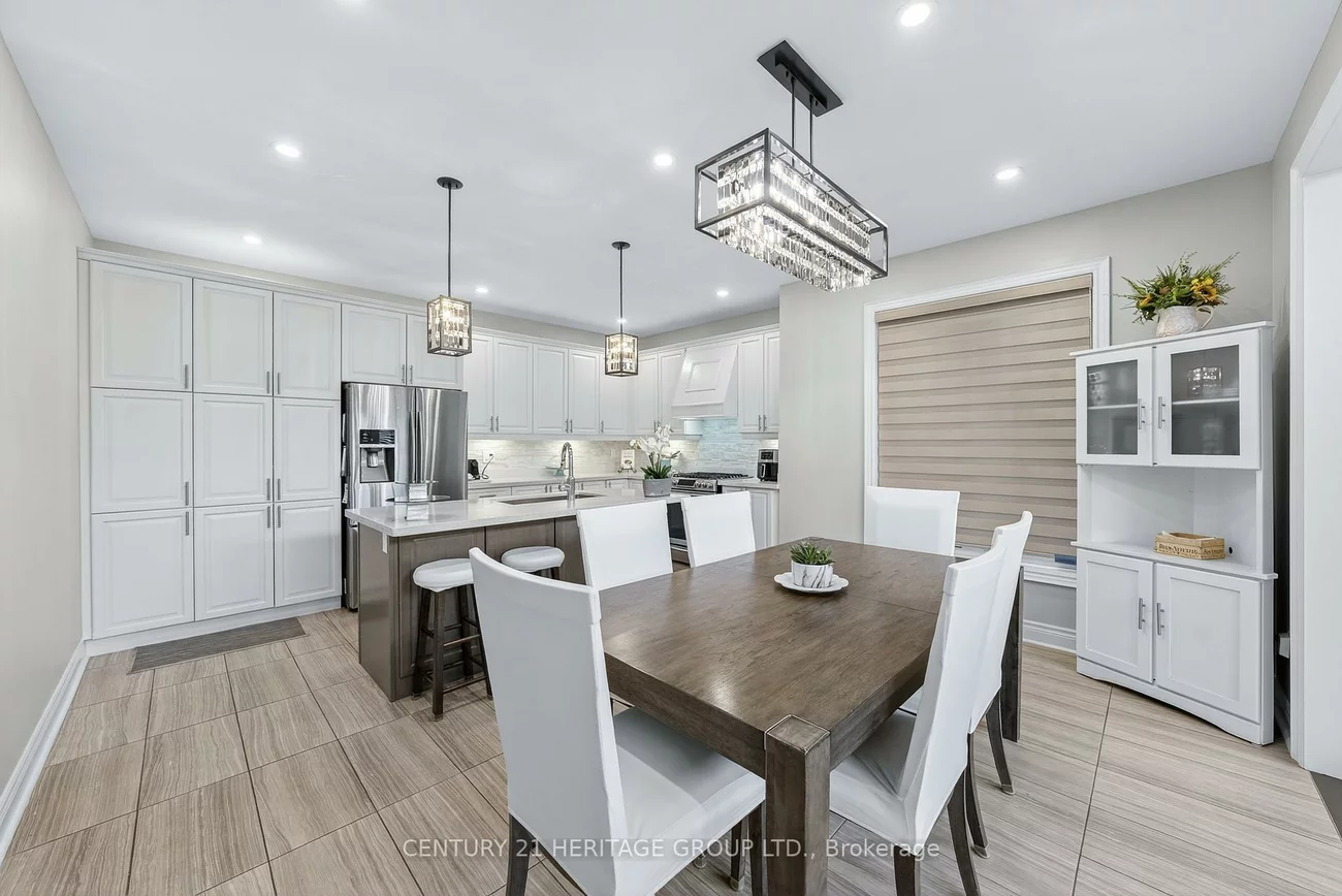 90, Gibson, Bradford, Bradford West Gwillimbury