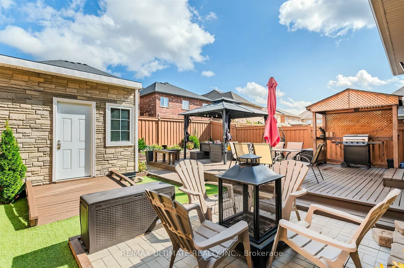 47, Lewis, Bradford, Bradford West Gwillimbury