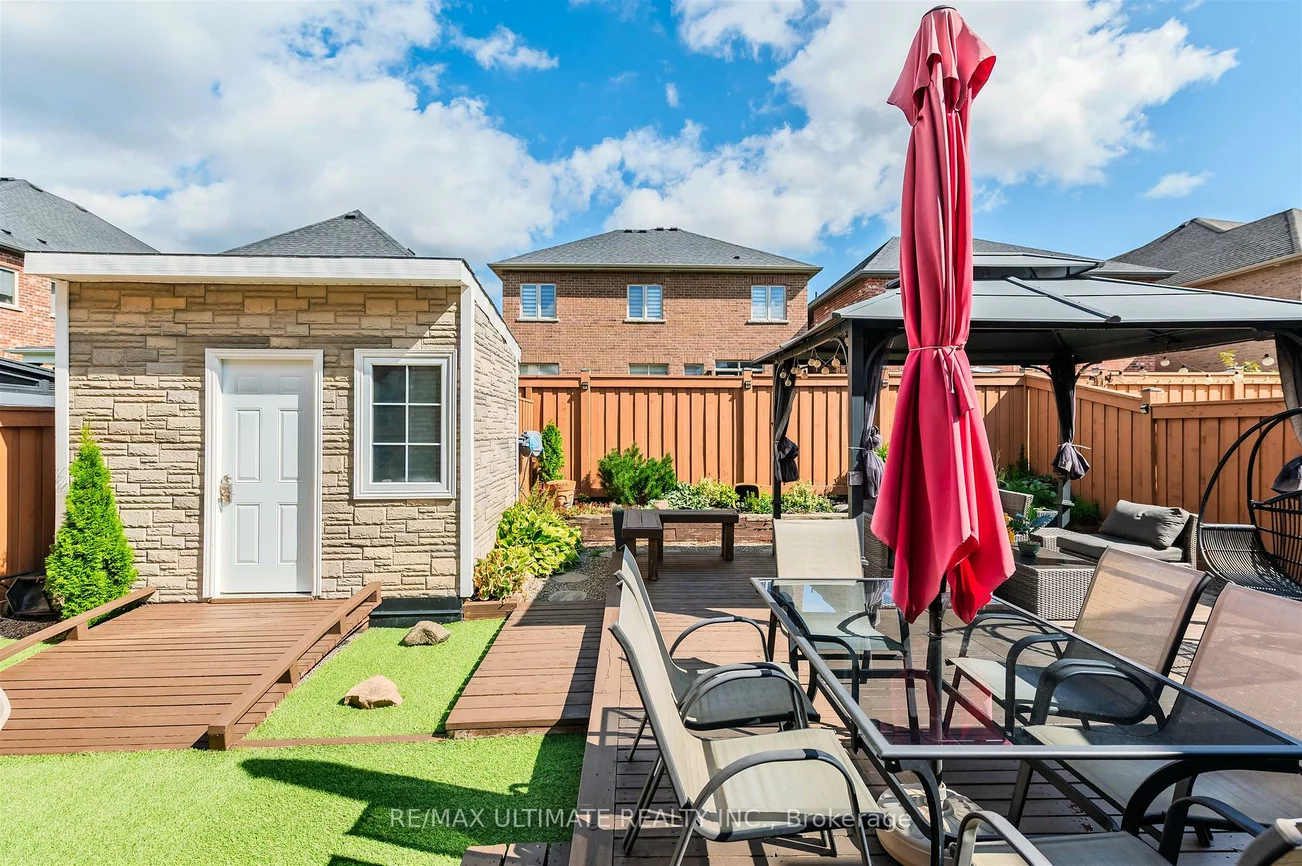 47, Lewis, Bradford, Bradford West Gwillimbury