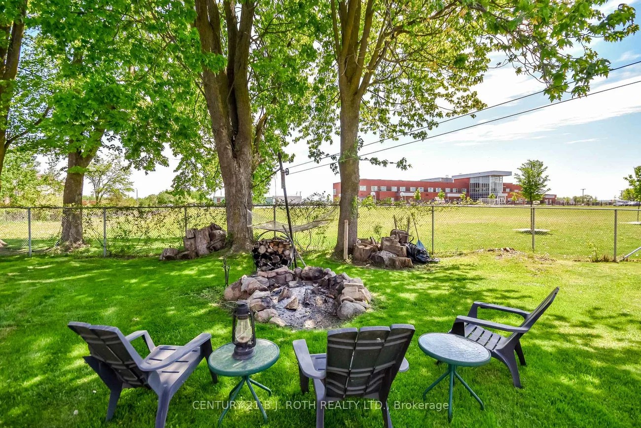 671, Simcoe, Bradford, Bradford West Gwillimbury