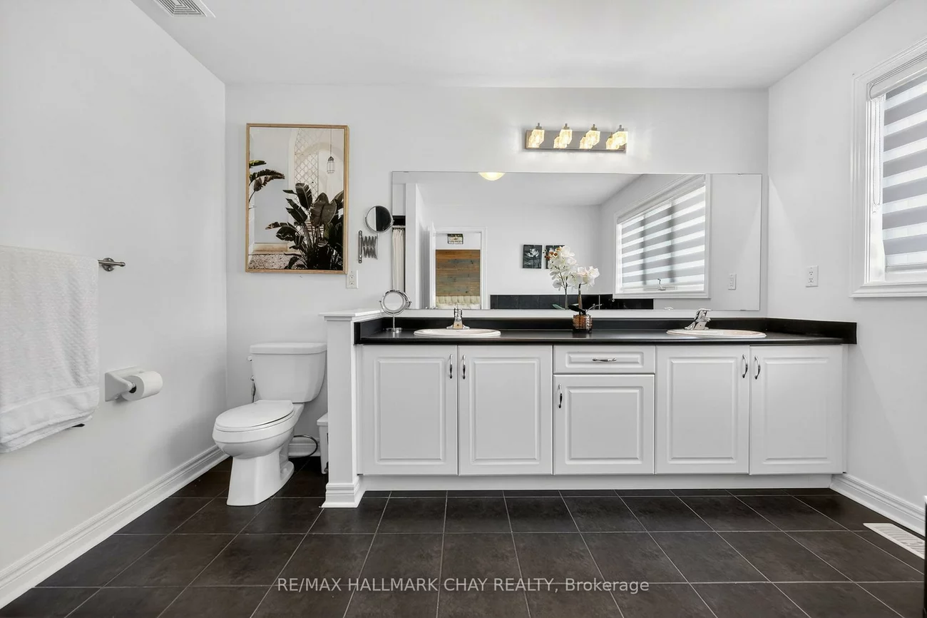 18, Corwin, Bradford, Bradford West Gwillimbury