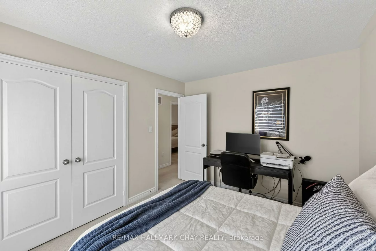 18, Corwin, Bradford, Bradford West Gwillimbury