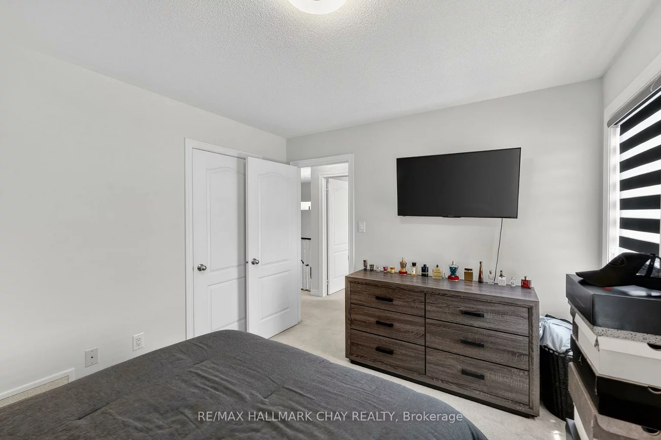 18, Corwin, Bradford, Bradford West Gwillimbury