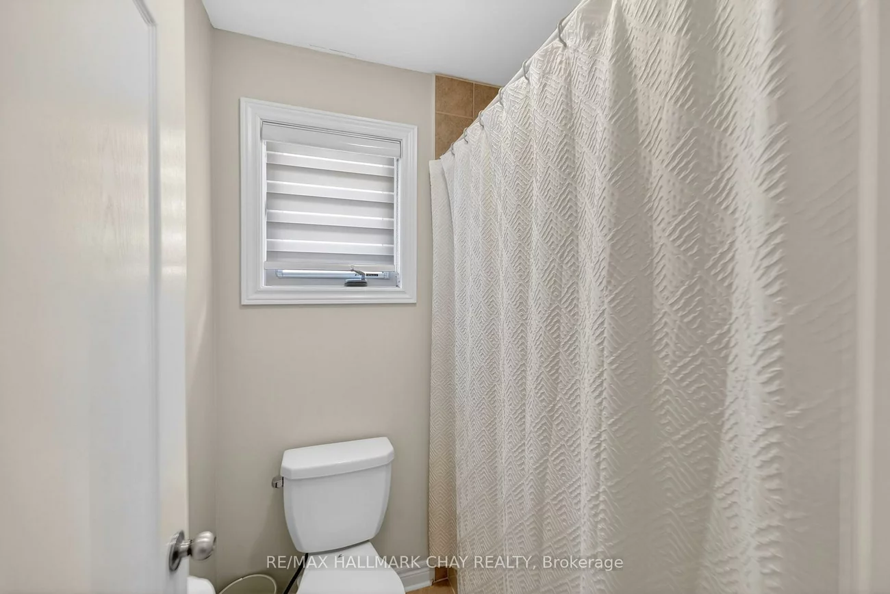 18, Corwin, Bradford, Bradford West Gwillimbury