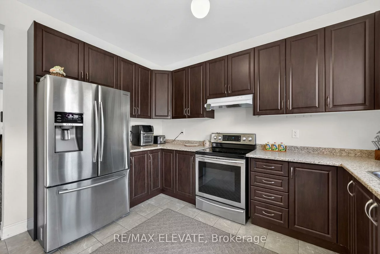 110, McDonnell, Bradford, Bradford West Gwillimbury