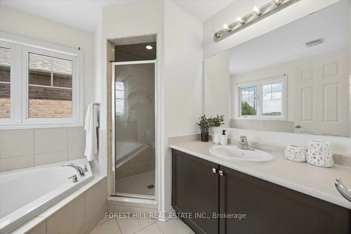 187, Armstrong, Bradford, Bradford West Gwillimbury