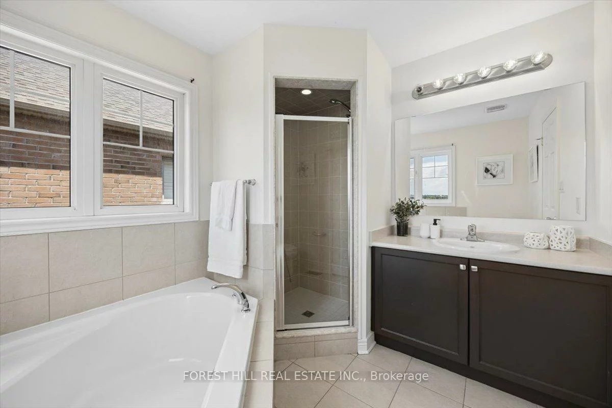 187, Armstrong, Bradford, Bradford West Gwillimbury