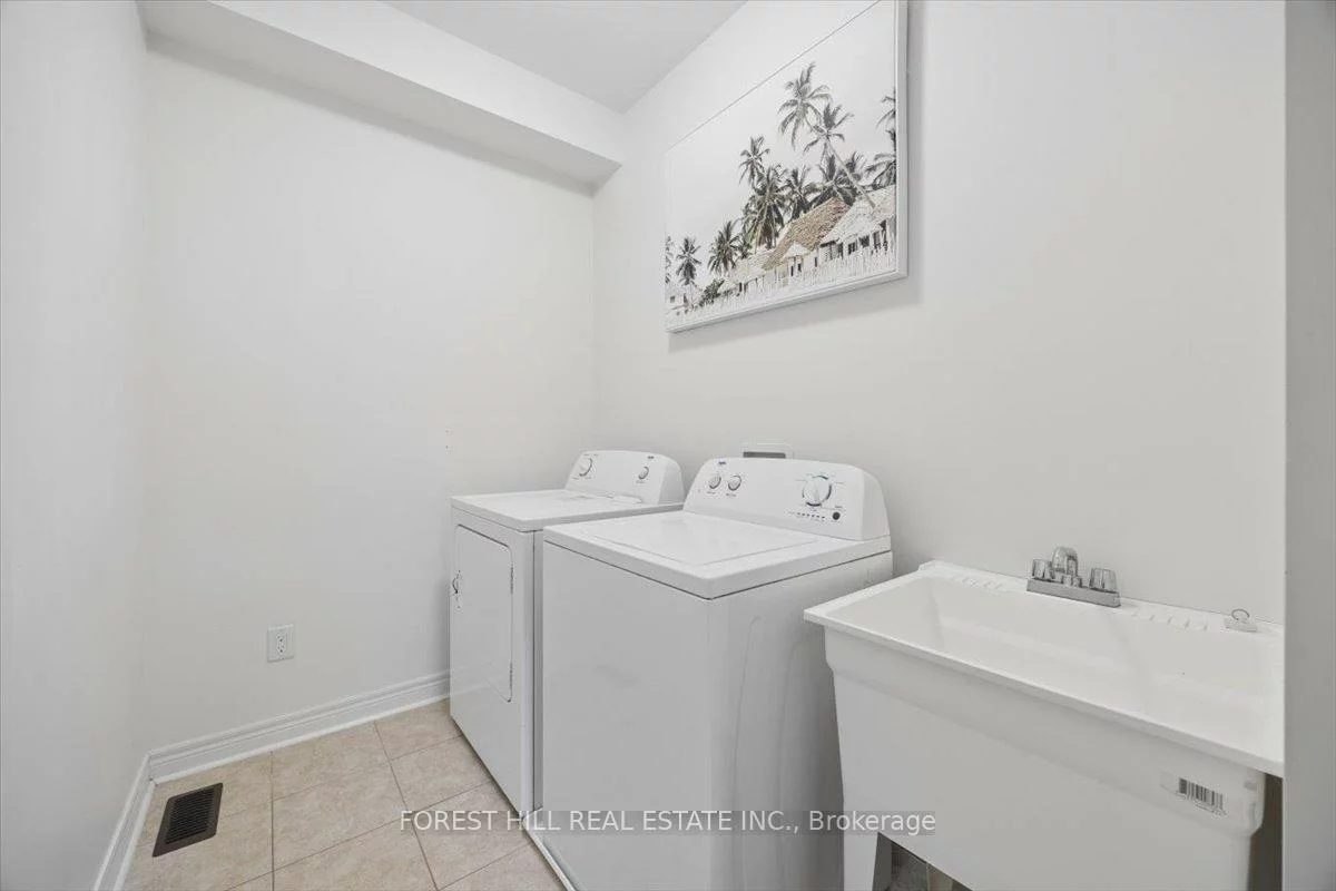 187, Armstrong, Bradford, Bradford West Gwillimbury