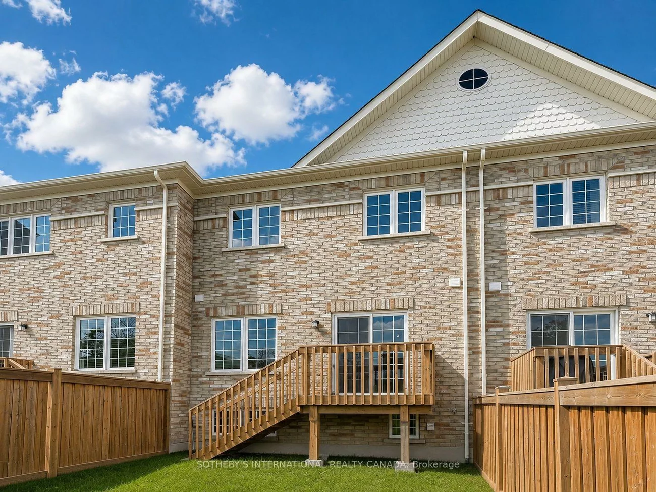71, Daniele, Bradford, Bradford West Gwillimbury