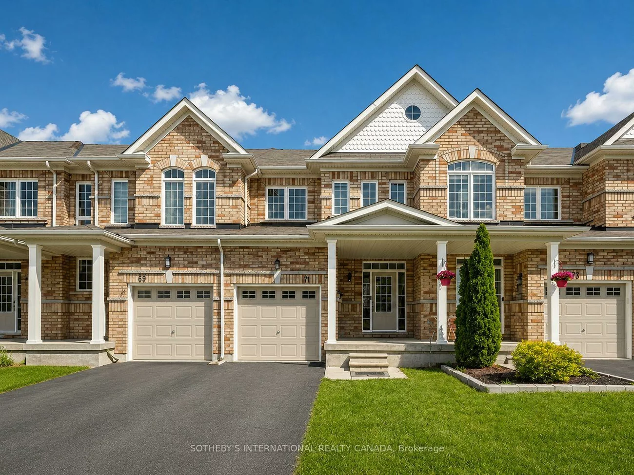 71, Daniele, Bradford, Bradford West Gwillimbury