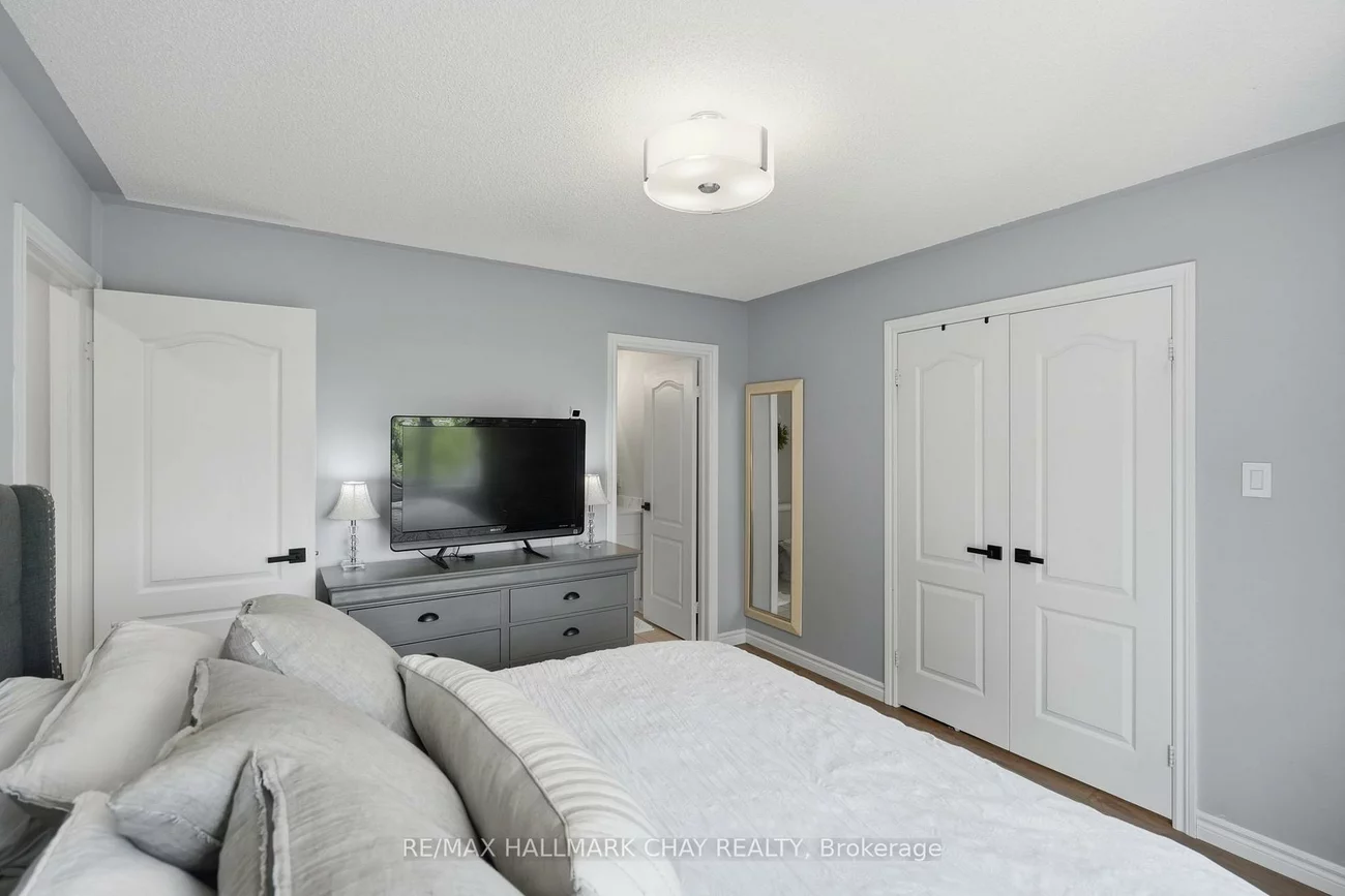 29, Natale, Bradford, Bradford West Gwillimbury