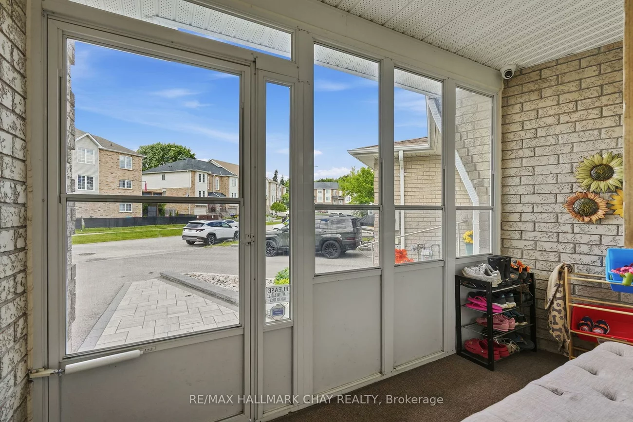 29, Natale, Bradford, Bradford West Gwillimbury