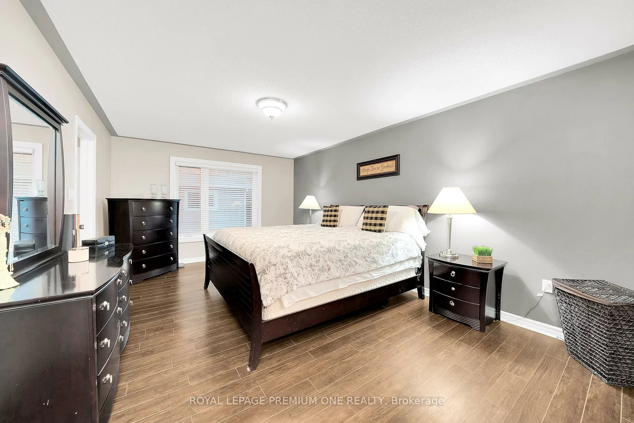 19, Taylor, Bradford, Bradford West Gwillimbury