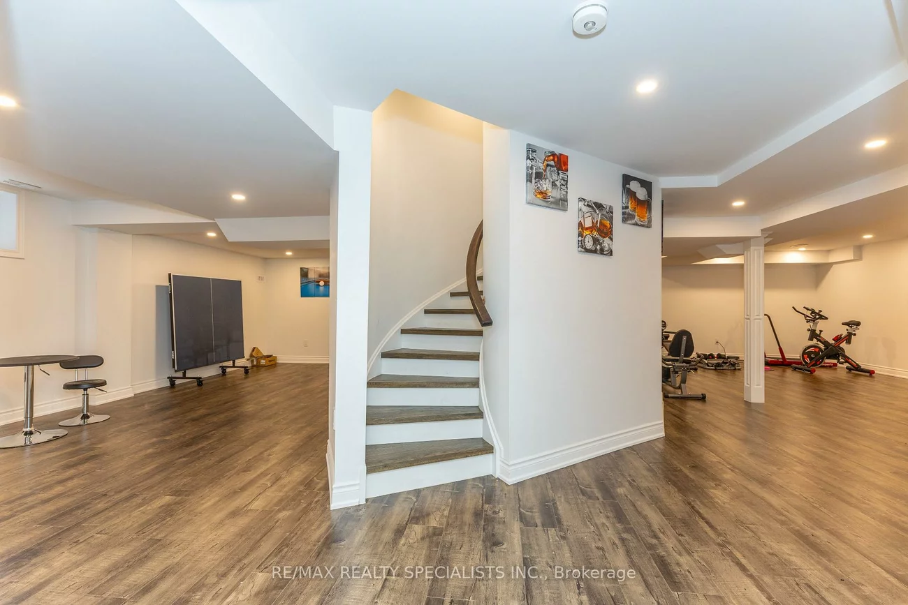 8, W. Dykie, Bradford, Bradford West Gwillimbury