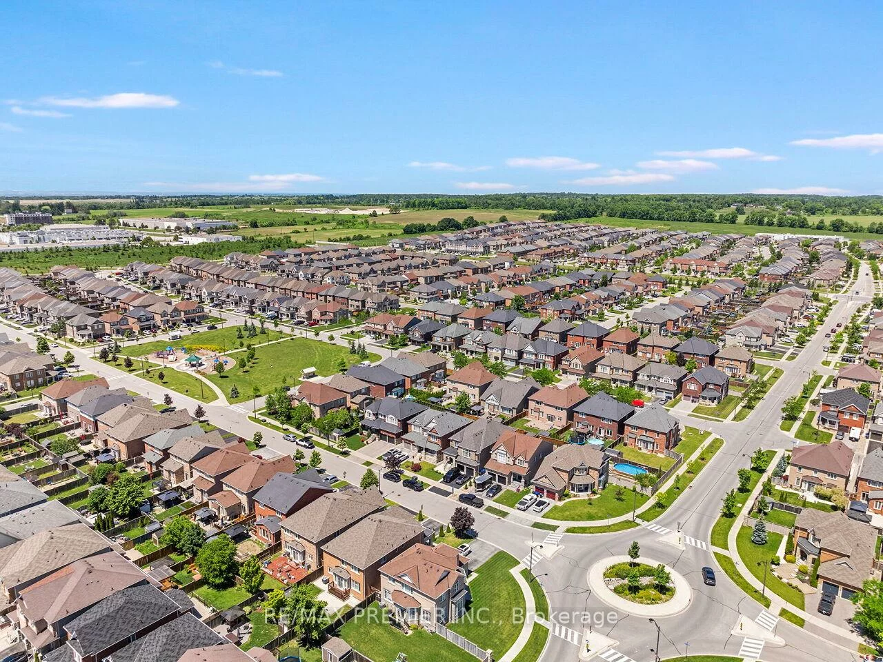 24, Wandering Glider, Bradford, Bradford West Gwillimbury