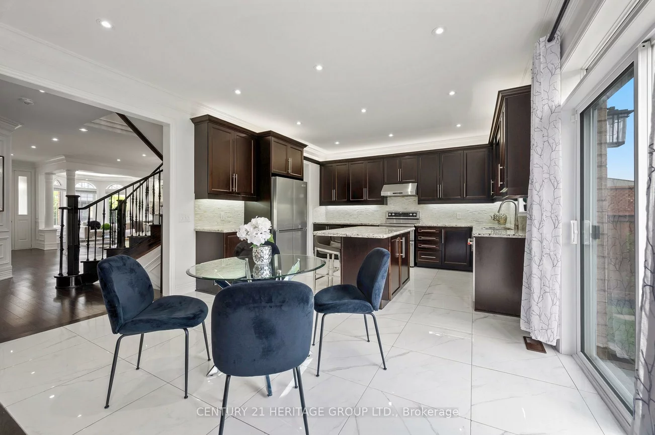 27, Leith, Bradford, Bradford West Gwillimbury