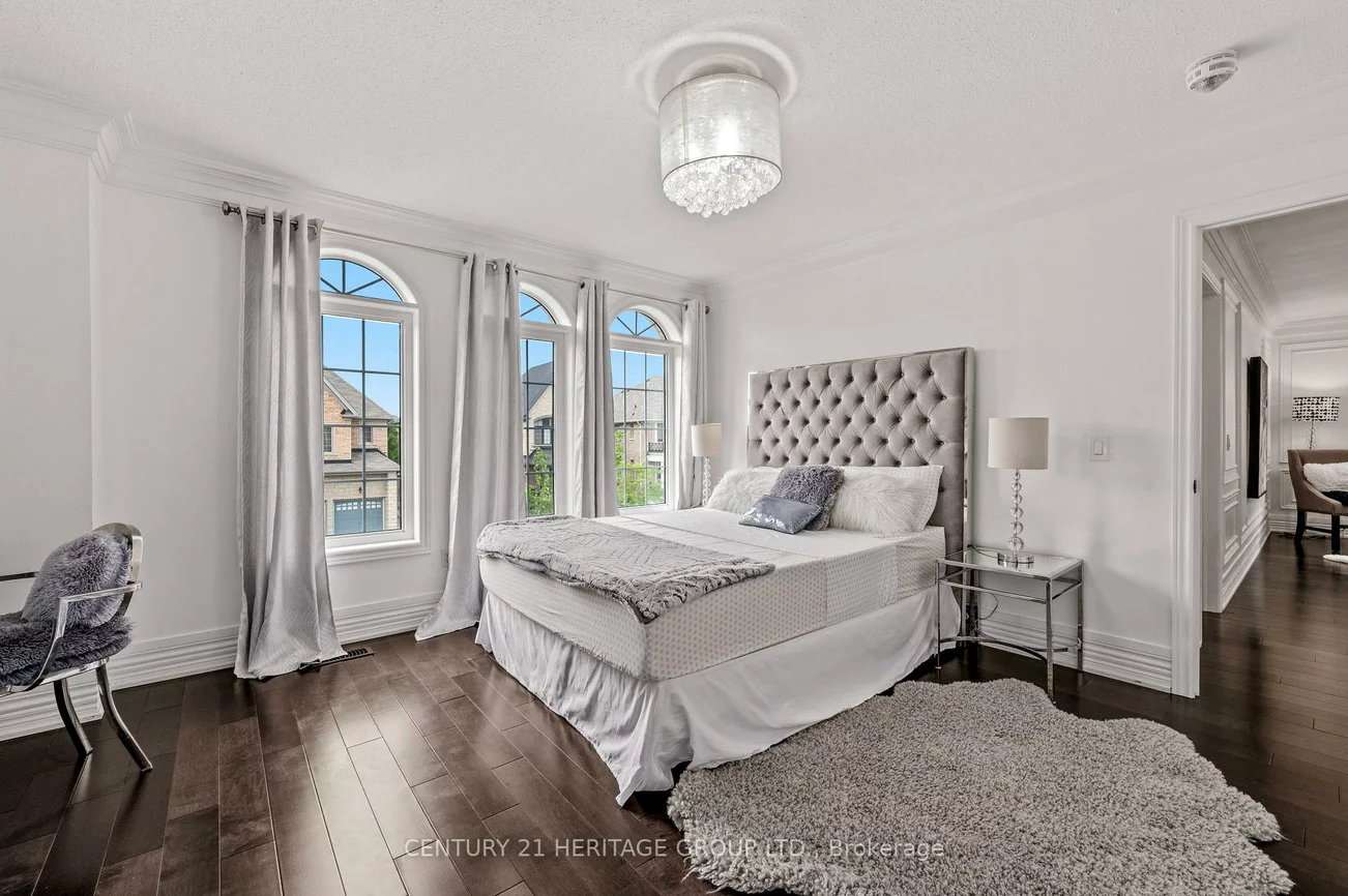 27, Leith, Bradford, Bradford West Gwillimbury