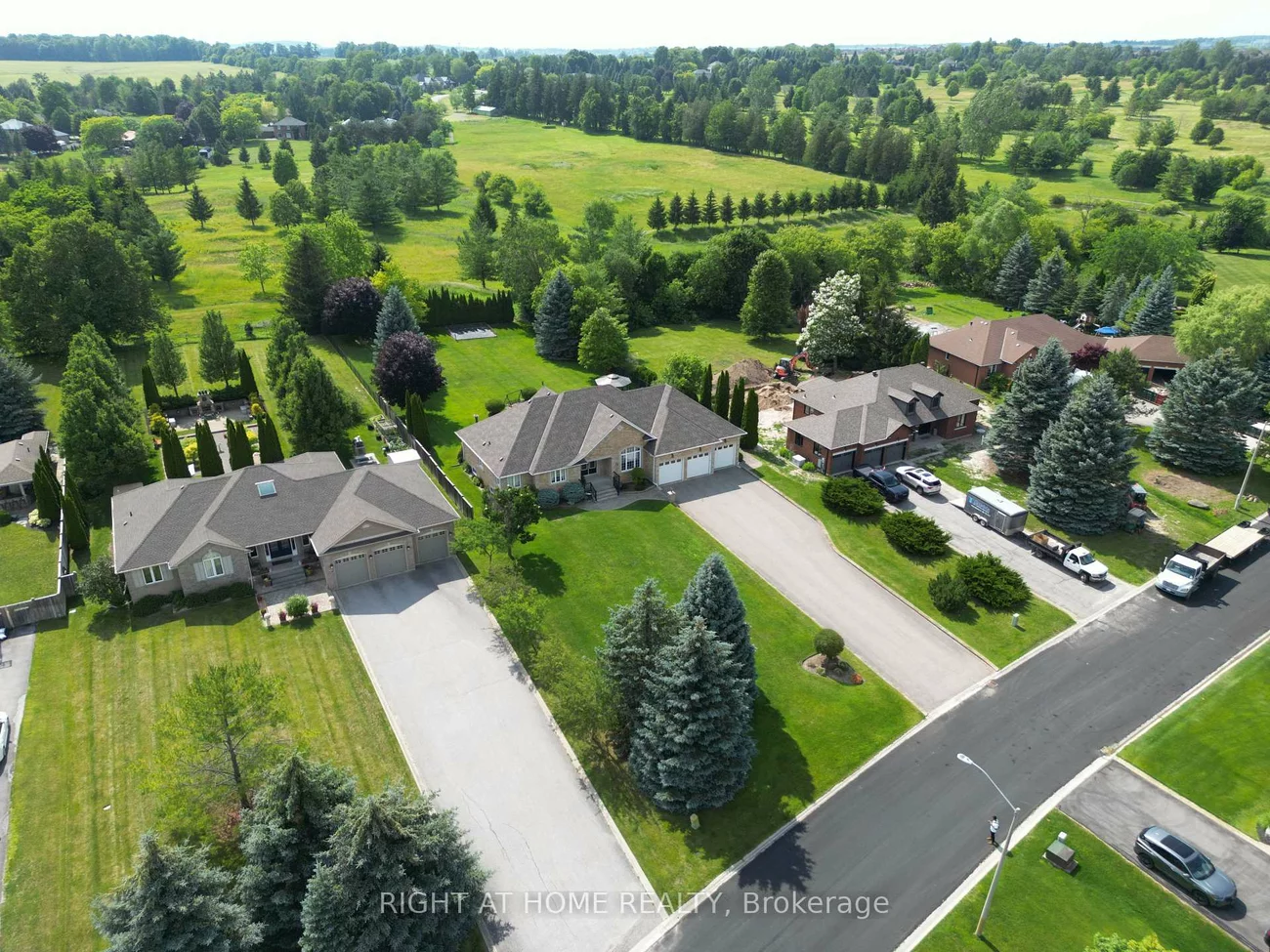 35, Golfview, Bradford, Bradford West Gwillimbury
