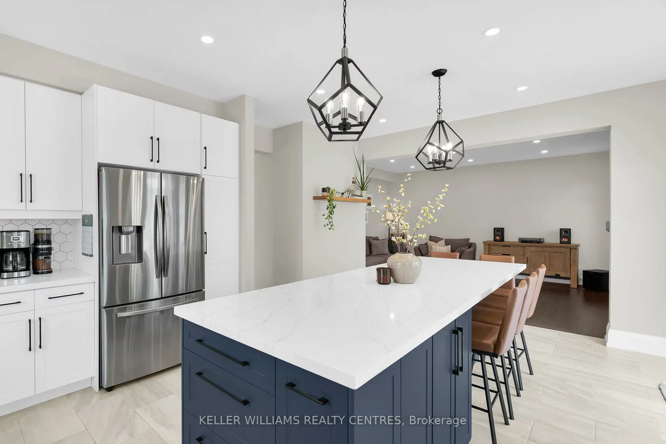 2, Jewelwing, Bradford, Bradford West Gwillimbury
