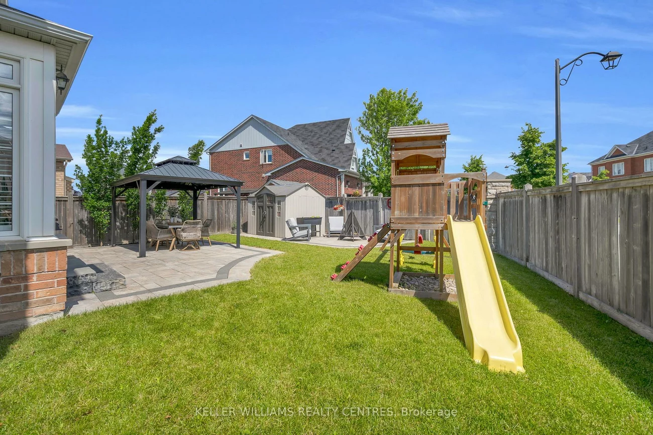 2, Jewelwing, Bradford, Bradford West Gwillimbury