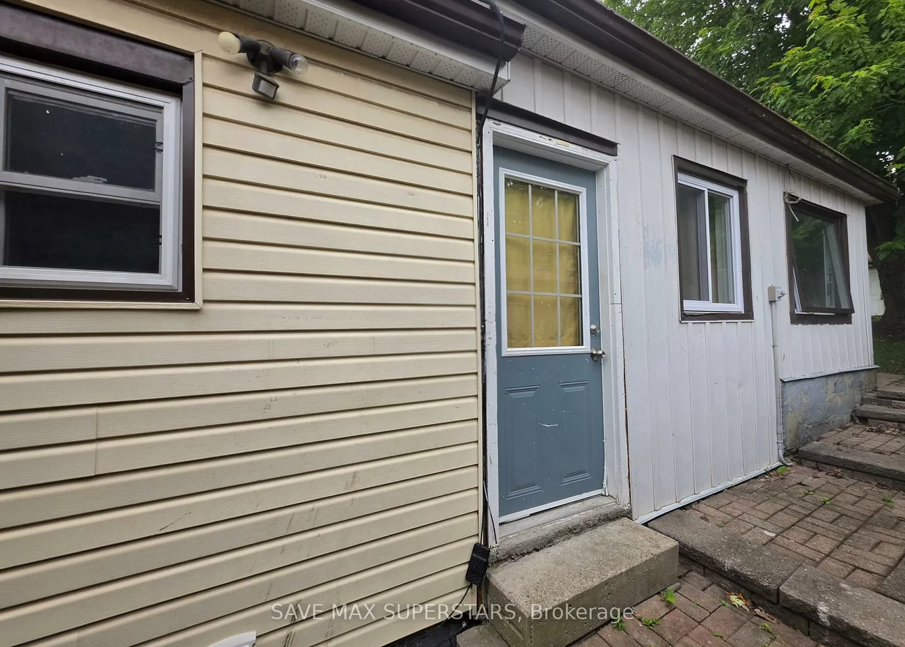 93, John, Bradford, Bradford West Gwillimbury