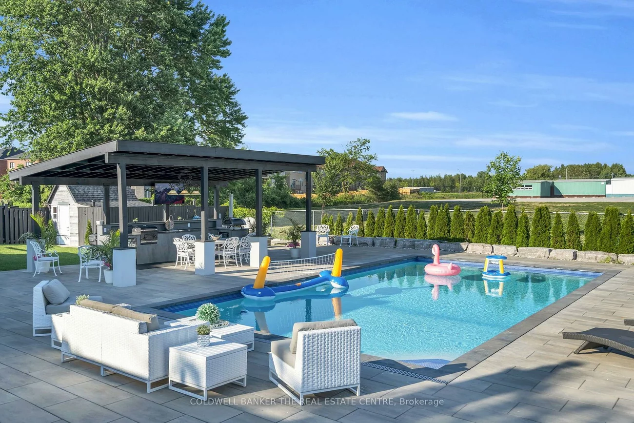 683, Simcoe, Bradford, Bradford West Gwillimbury