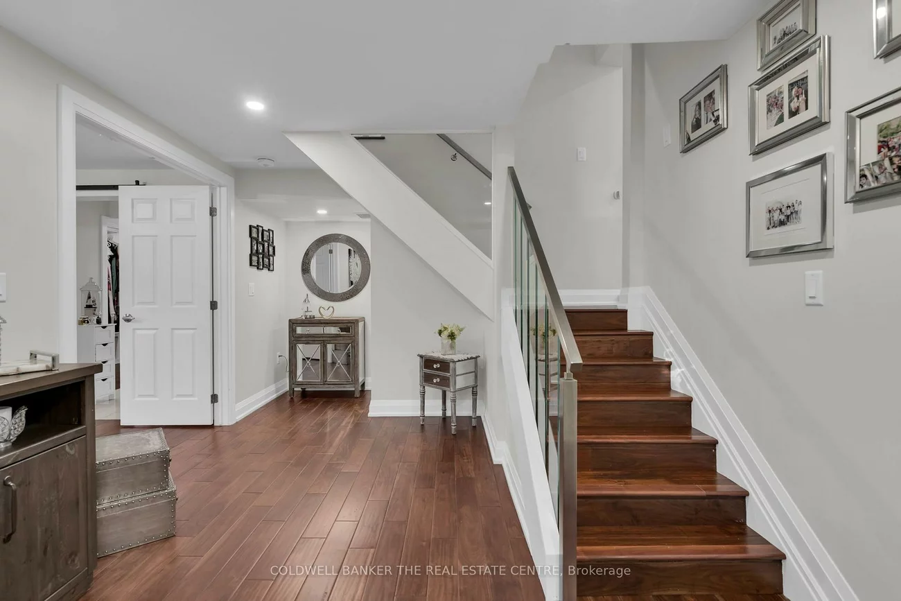 683, Simcoe, Bradford, Bradford West Gwillimbury