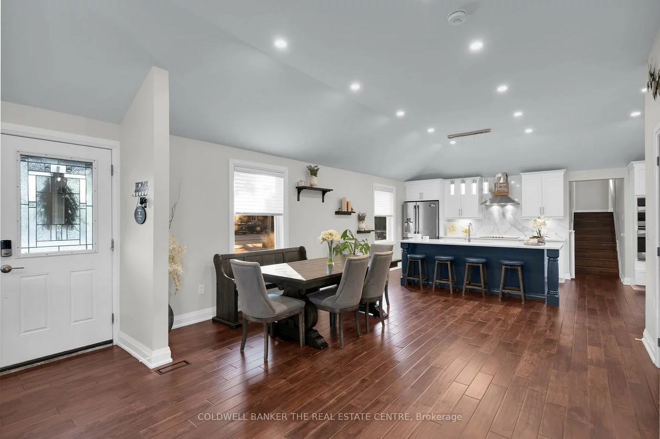 683, Simcoe, Bradford, Bradford West Gwillimbury
