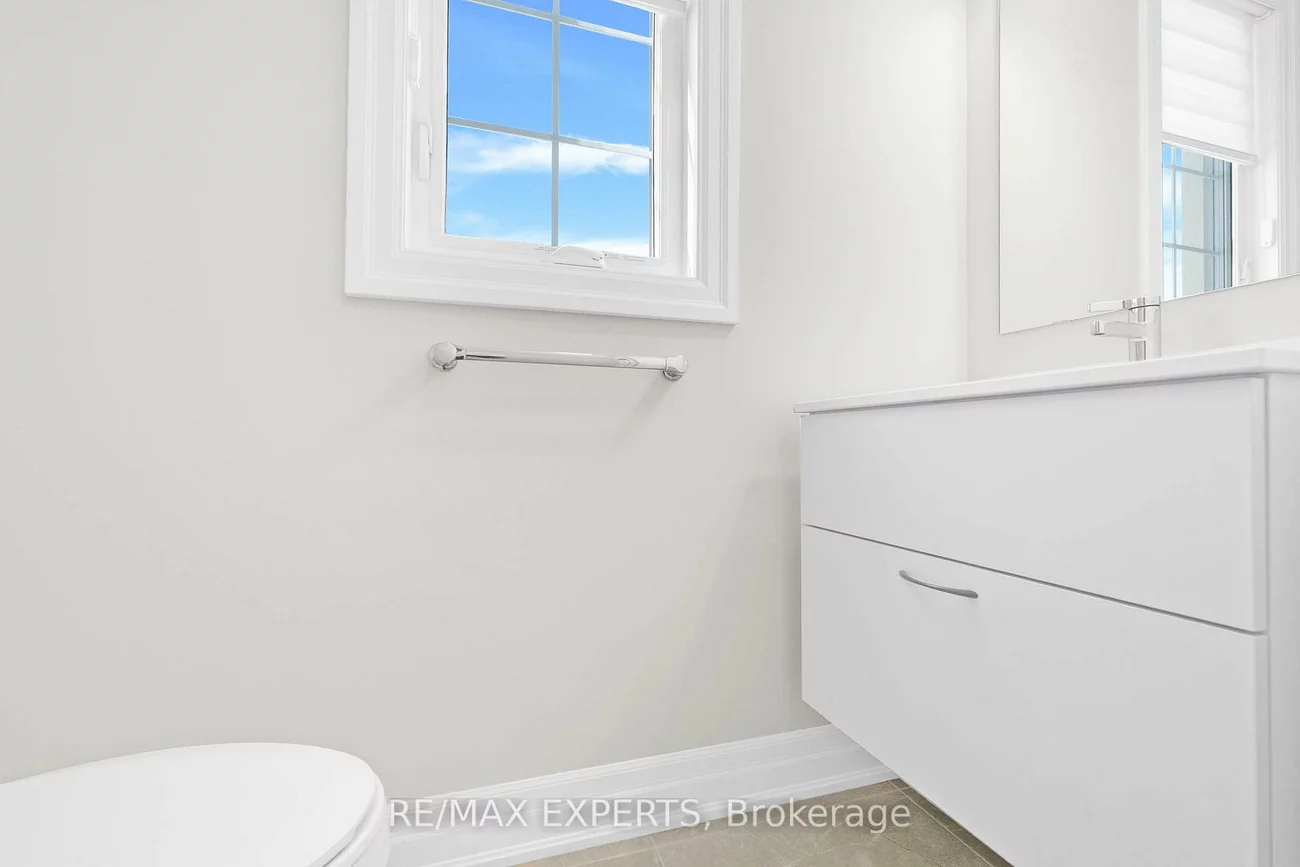 49, Paisley, Bradford, Bradford West Gwillimbury