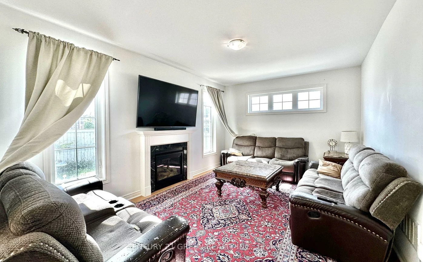 21, Tupling, Bradford, Bradford West Gwillimbury