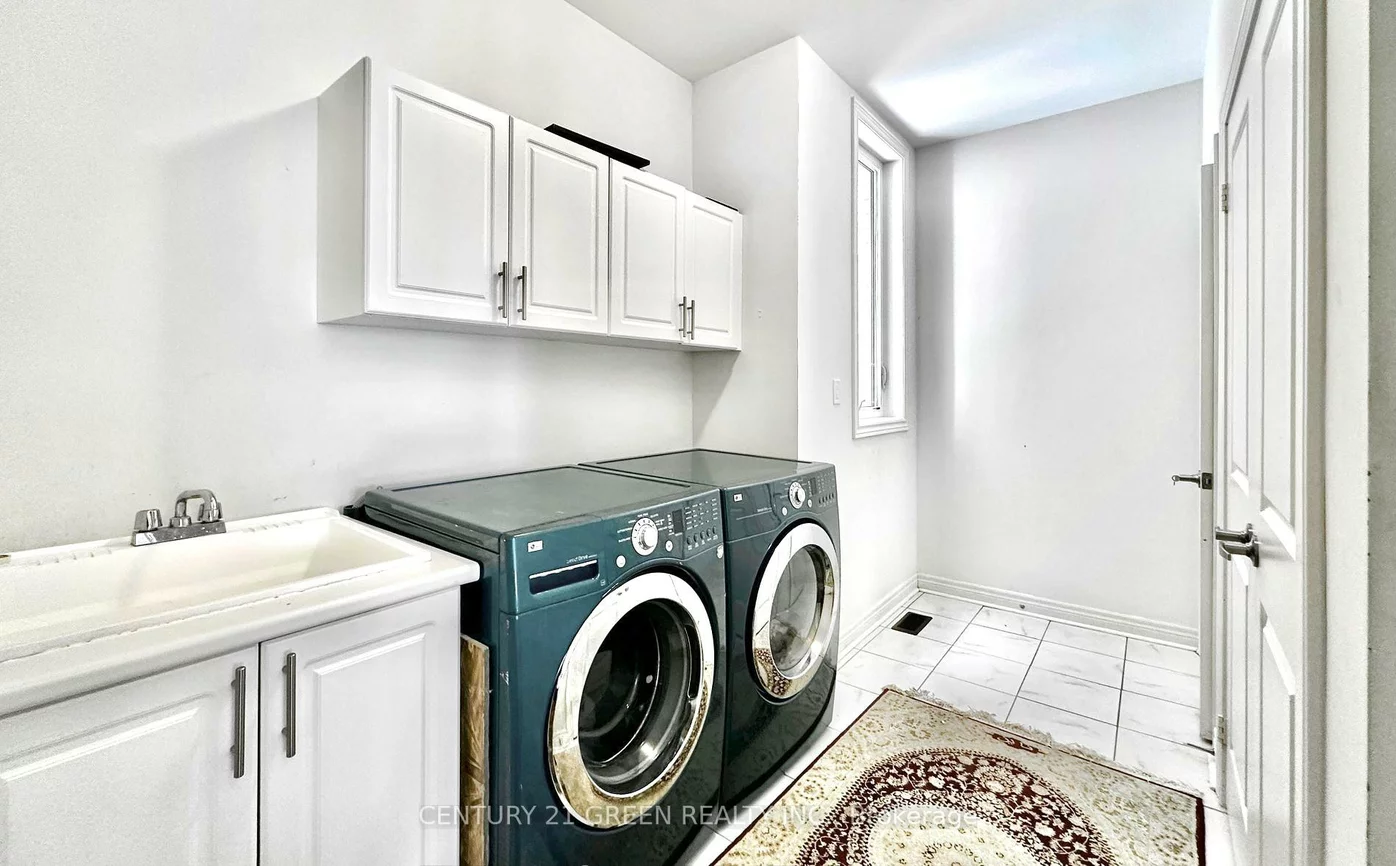 21, Tupling, Bradford, Bradford West Gwillimbury