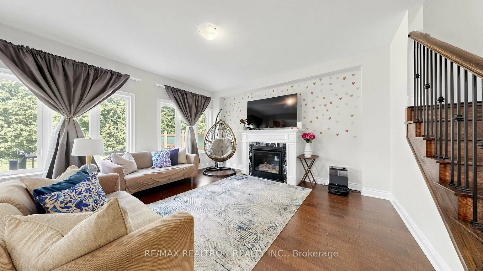 150, Heritage, Bradford, Bradford West Gwillimbury