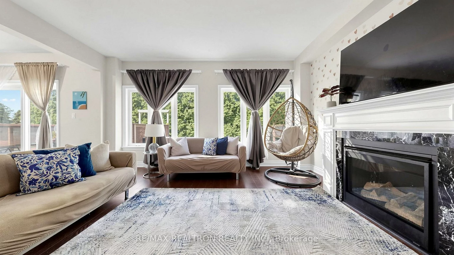 150, Heritage, Bradford, Bradford West Gwillimbury
