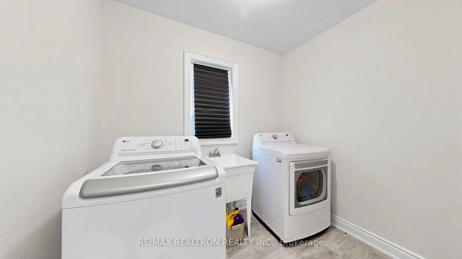 150, Heritage, Bradford, Bradford West Gwillimbury