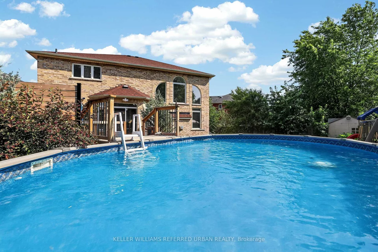 26, Christina, Bradford, Bradford West Gwillimbury