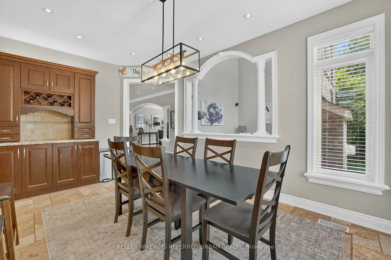 26, Christina, Bradford, Bradford West Gwillimbury