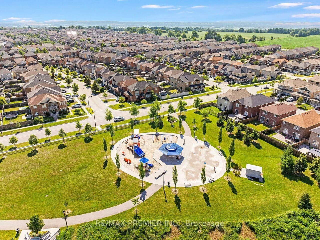 183, Aishford, Bradford, Bradford West Gwillimbury