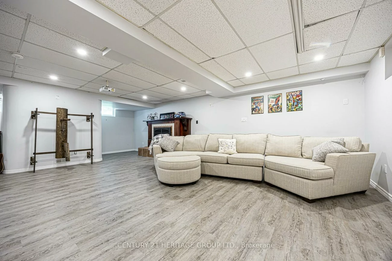 12, Gres, Bradford, Bradford West Gwillimbury