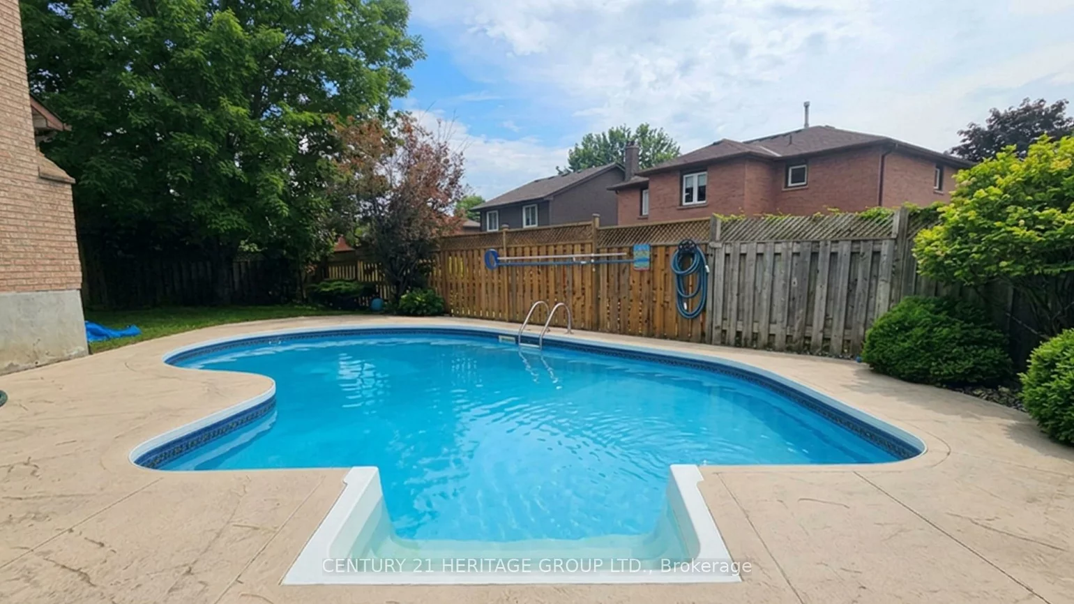 12, Gres, Bradford, Bradford West Gwillimbury