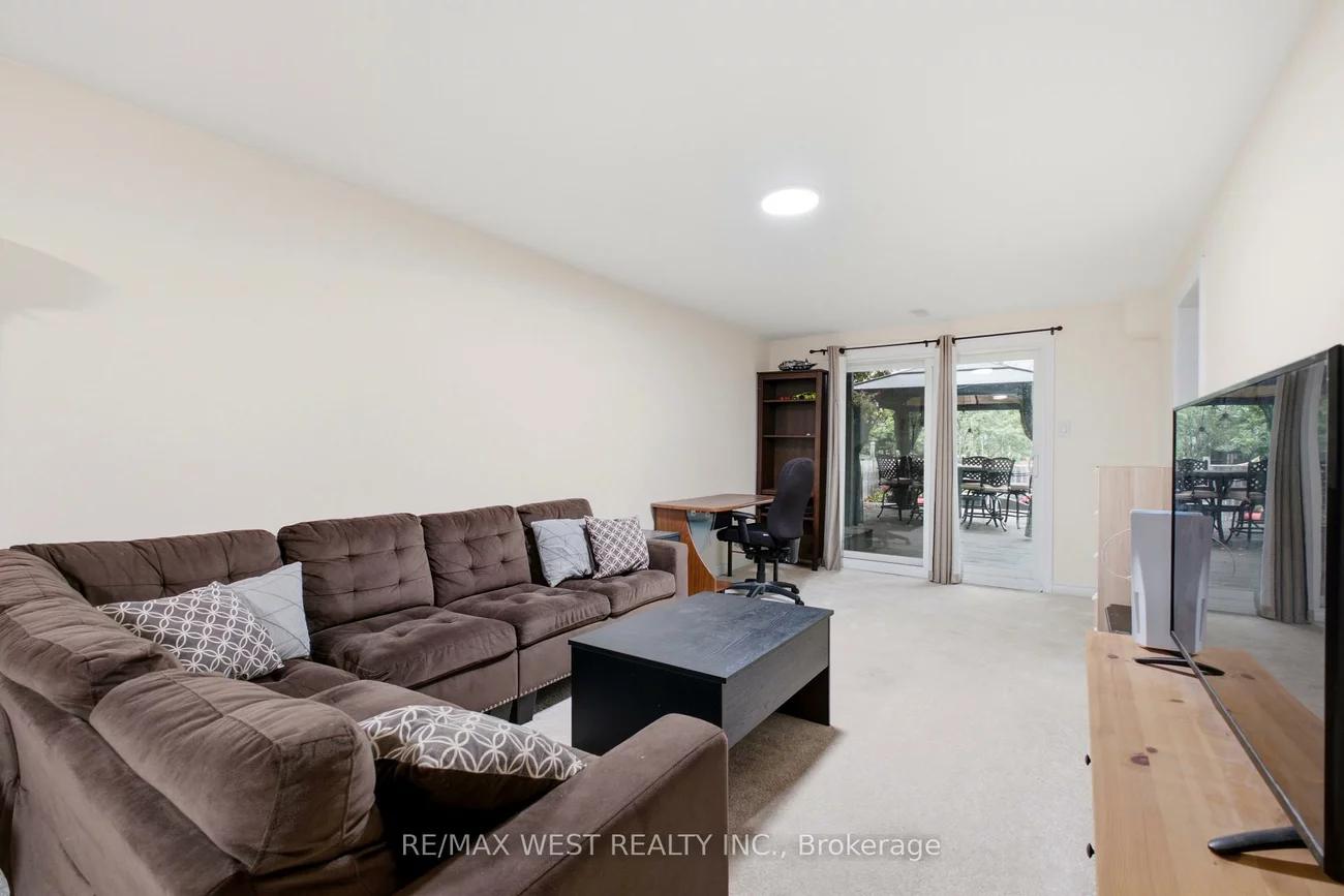 466, Britannia, Bradford, Bradford West Gwillimbury
