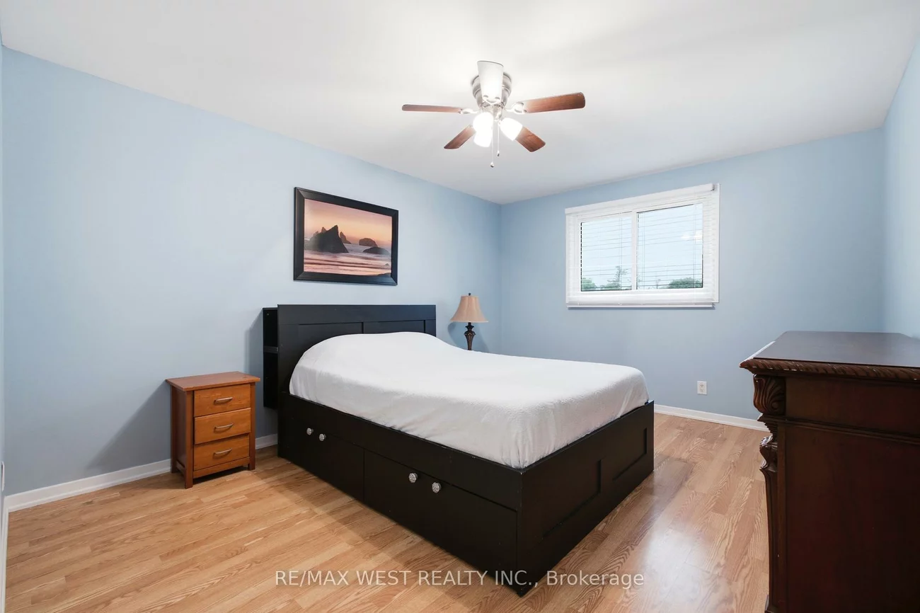 466, Britannia, Bradford, Bradford West Gwillimbury