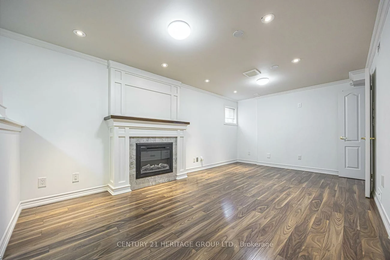 476, Britannia, Bradford, Bradford West Gwillimbury