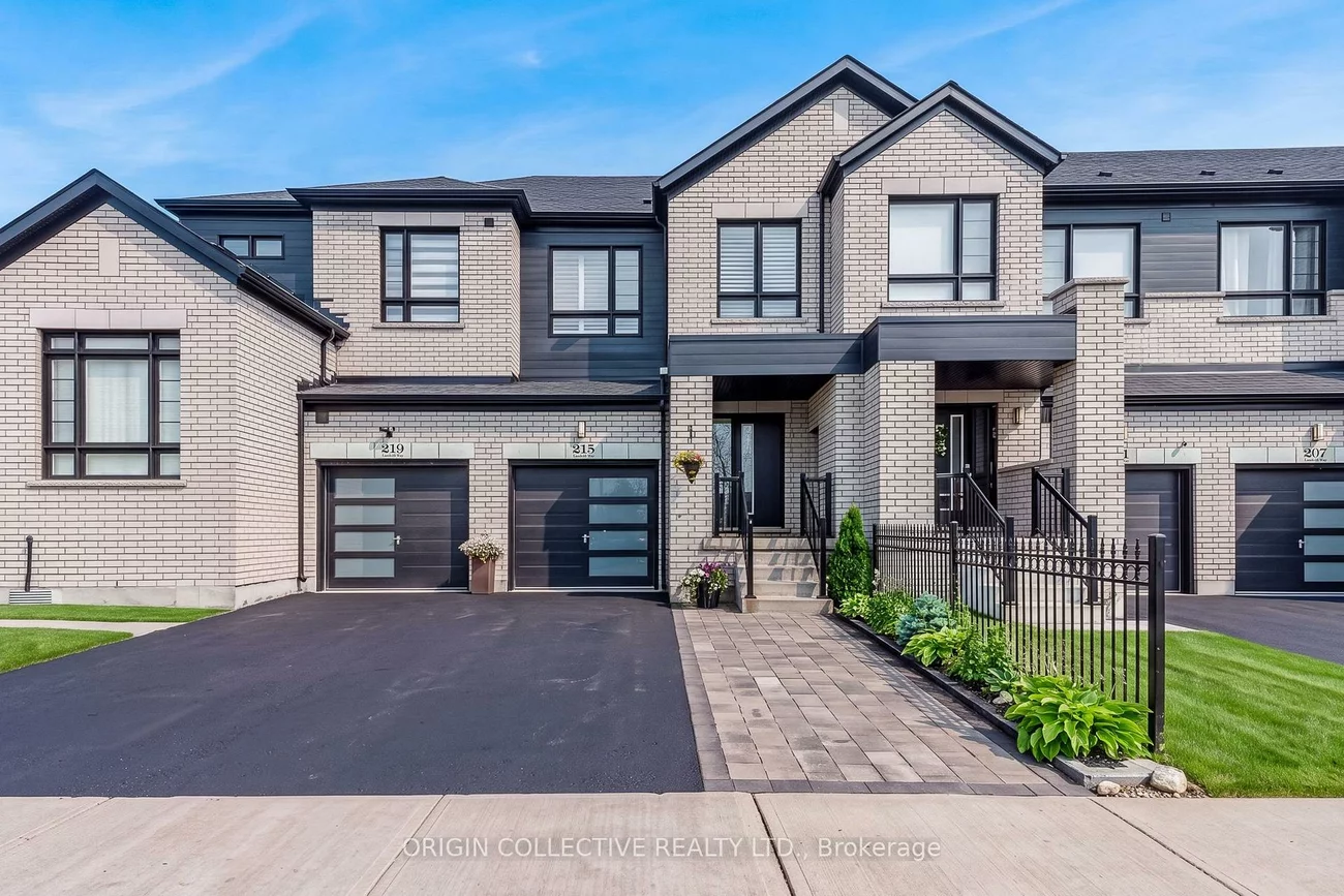 215, Landolfi, Bradford, Bradford West Gwillimbury