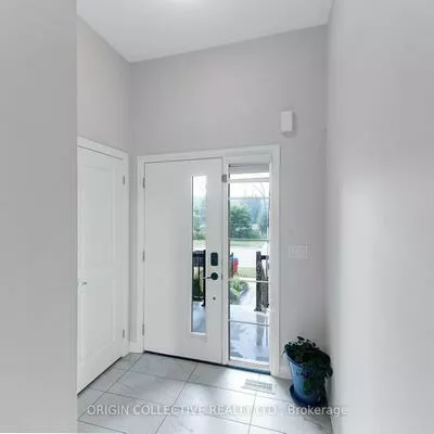 215, Landolfi, Bradford, Bradford West Gwillimbury
