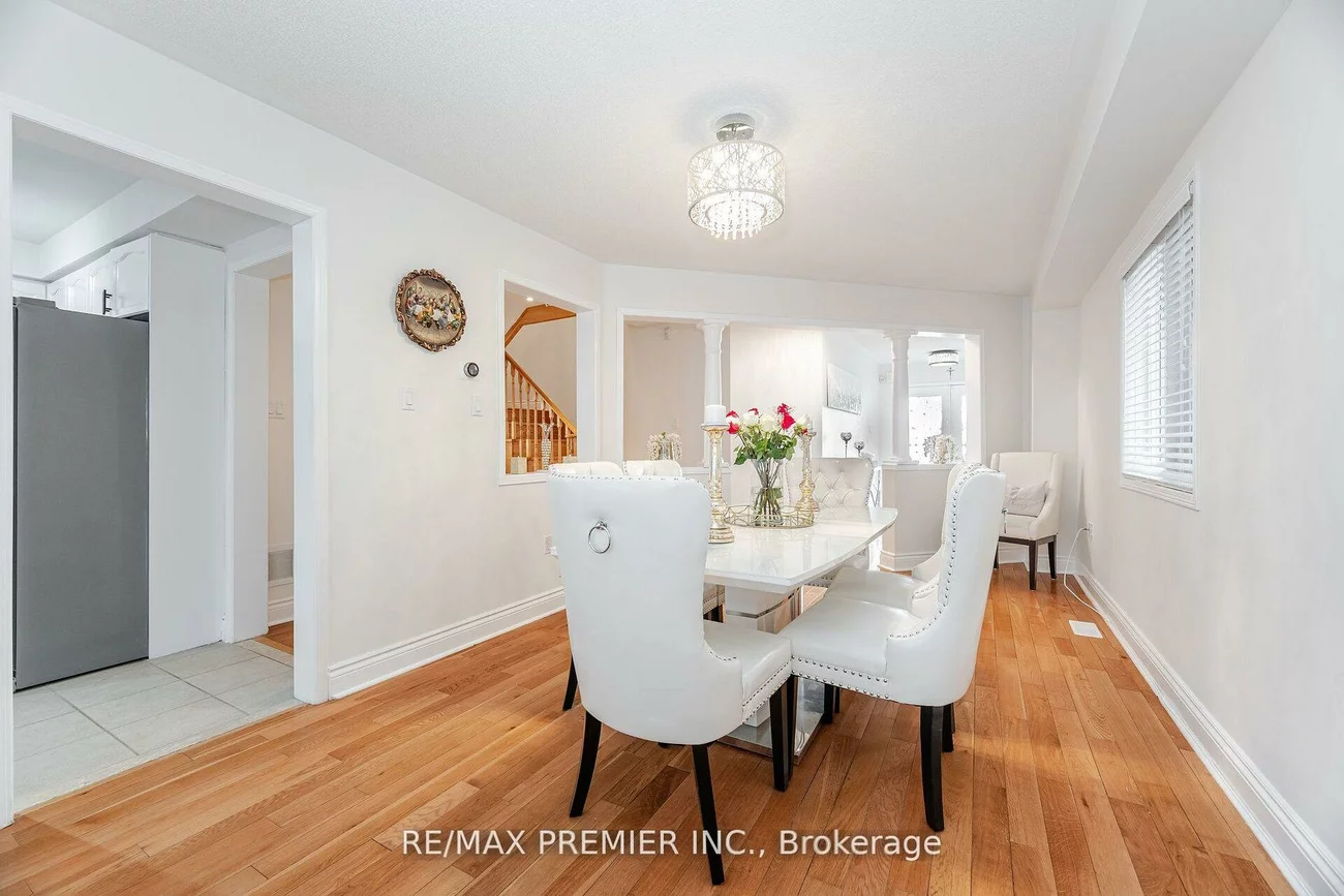 117, Professor Day, Bradford, Bradford West Gwillimbury
