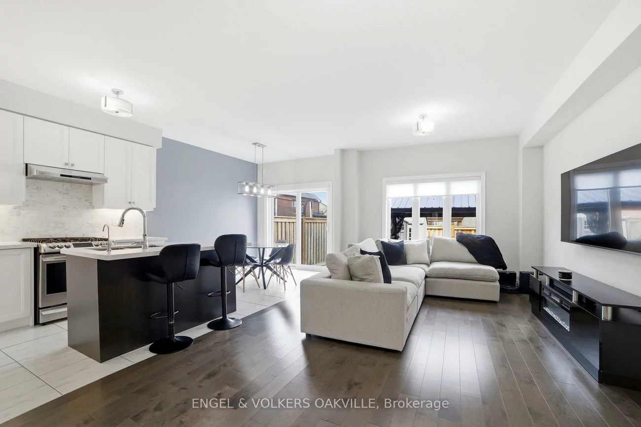 183, Sutherland, Bradford, Bradford West Gwillimbury
