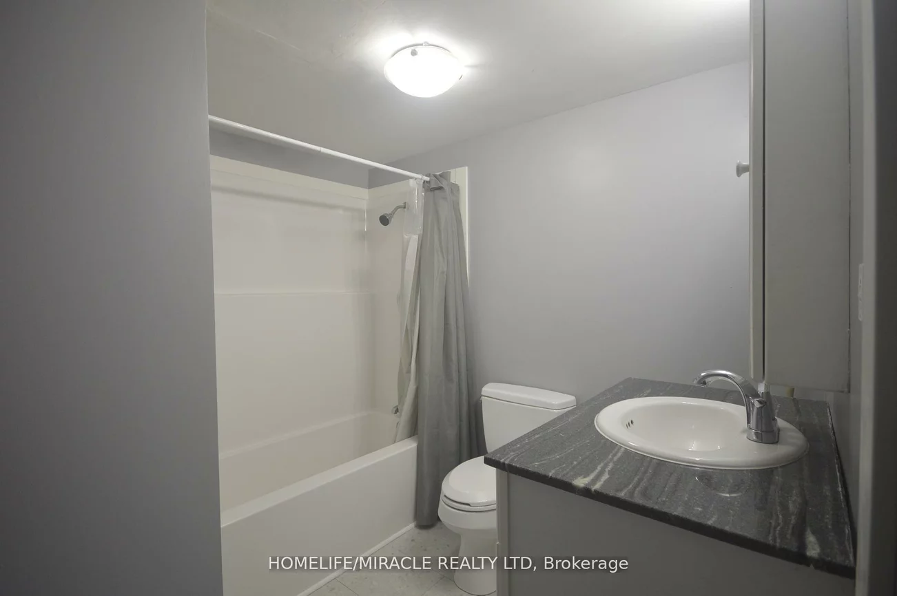 30, Northgate, Bradford, Bradford West Gwillimbury